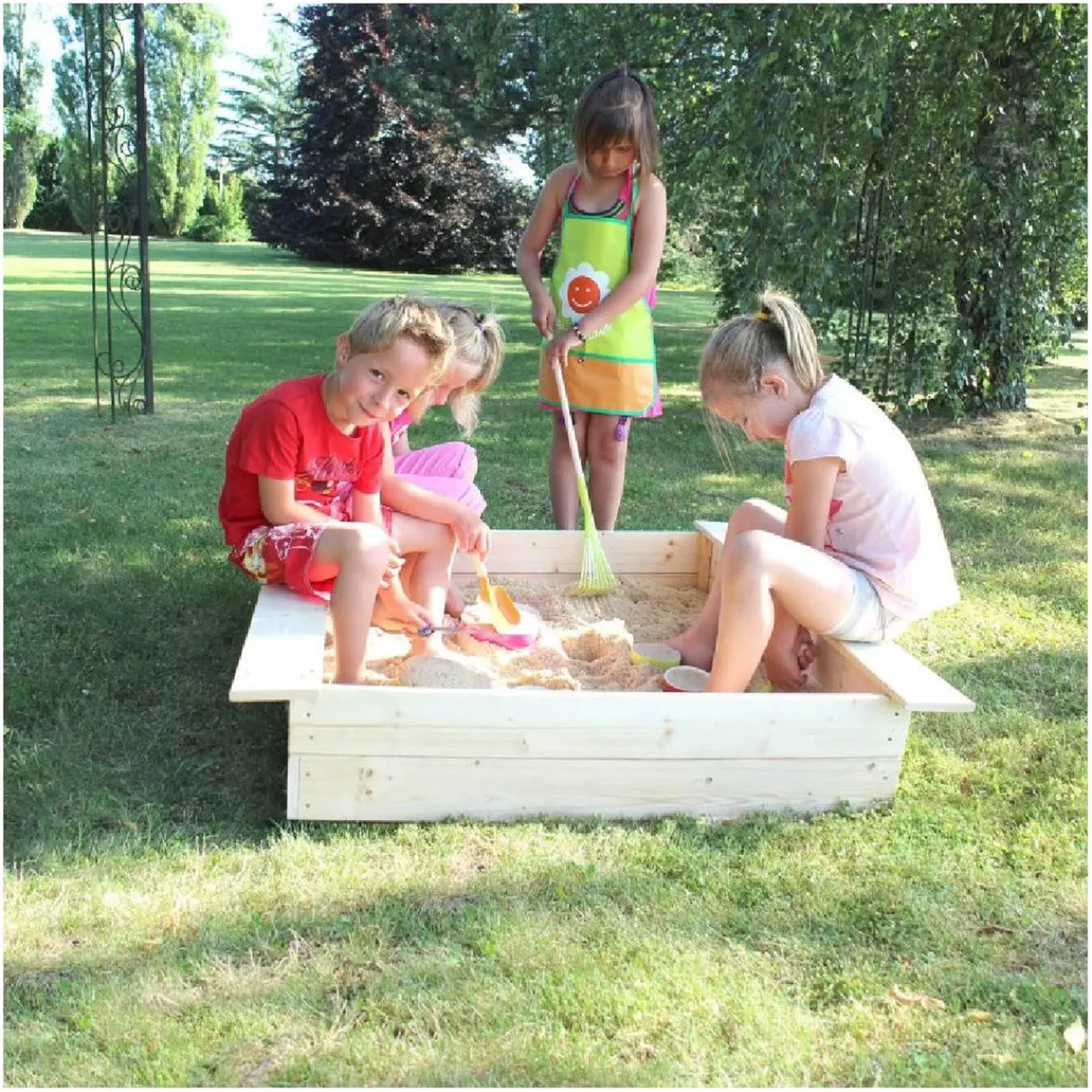 Arenero de madera pretaladrado*SOULET