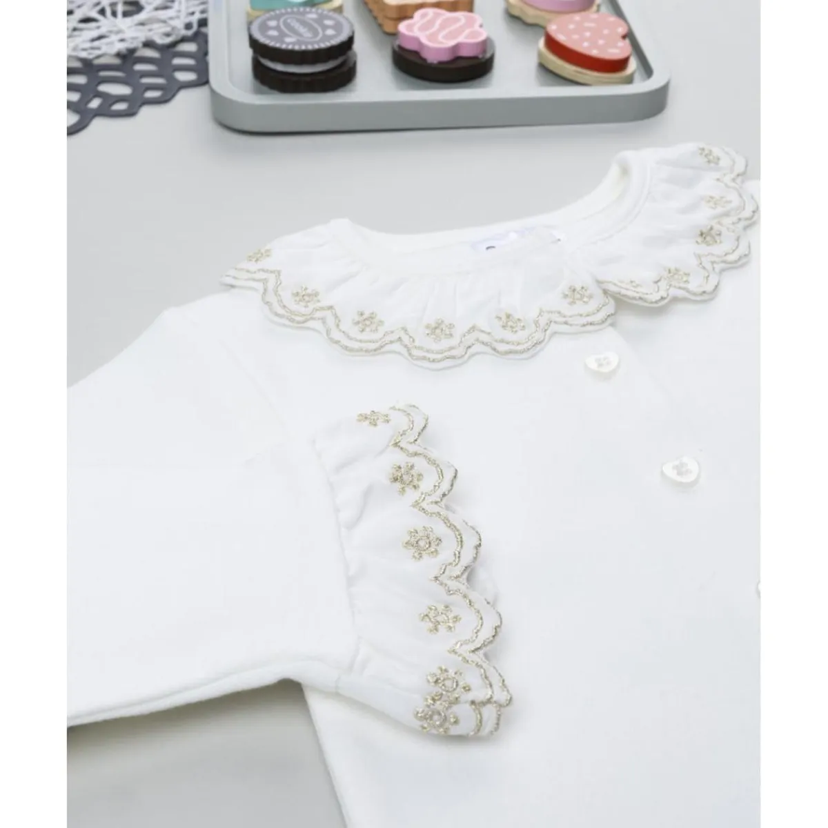 Body bebé blanco con cuello bordado*Prenatal Hot