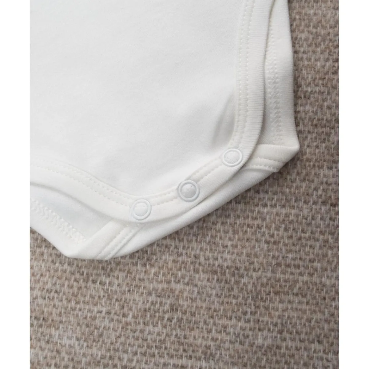 Body niña blanco con estampado de animalitos*Prenatal Clearance