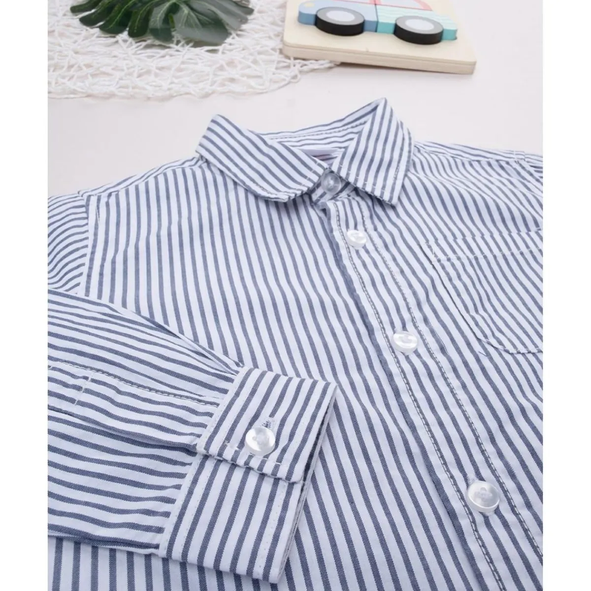 Camisa infantil de rayas blancas/azules*Prenatal New