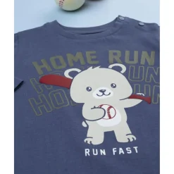 New Camiseta azul con estampado 