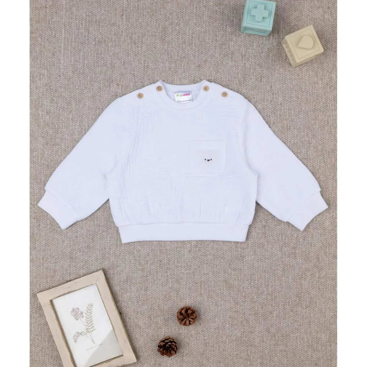 Camiseta blanca de cuello redondo para niño*Prenatal Clearance