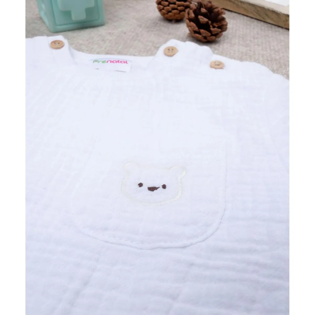Camiseta blanca de cuello redondo para niño*Prenatal Clearance
