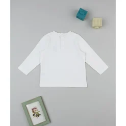 Camiseta básica infantil blanca con parche de osito*Prenatal Outlet