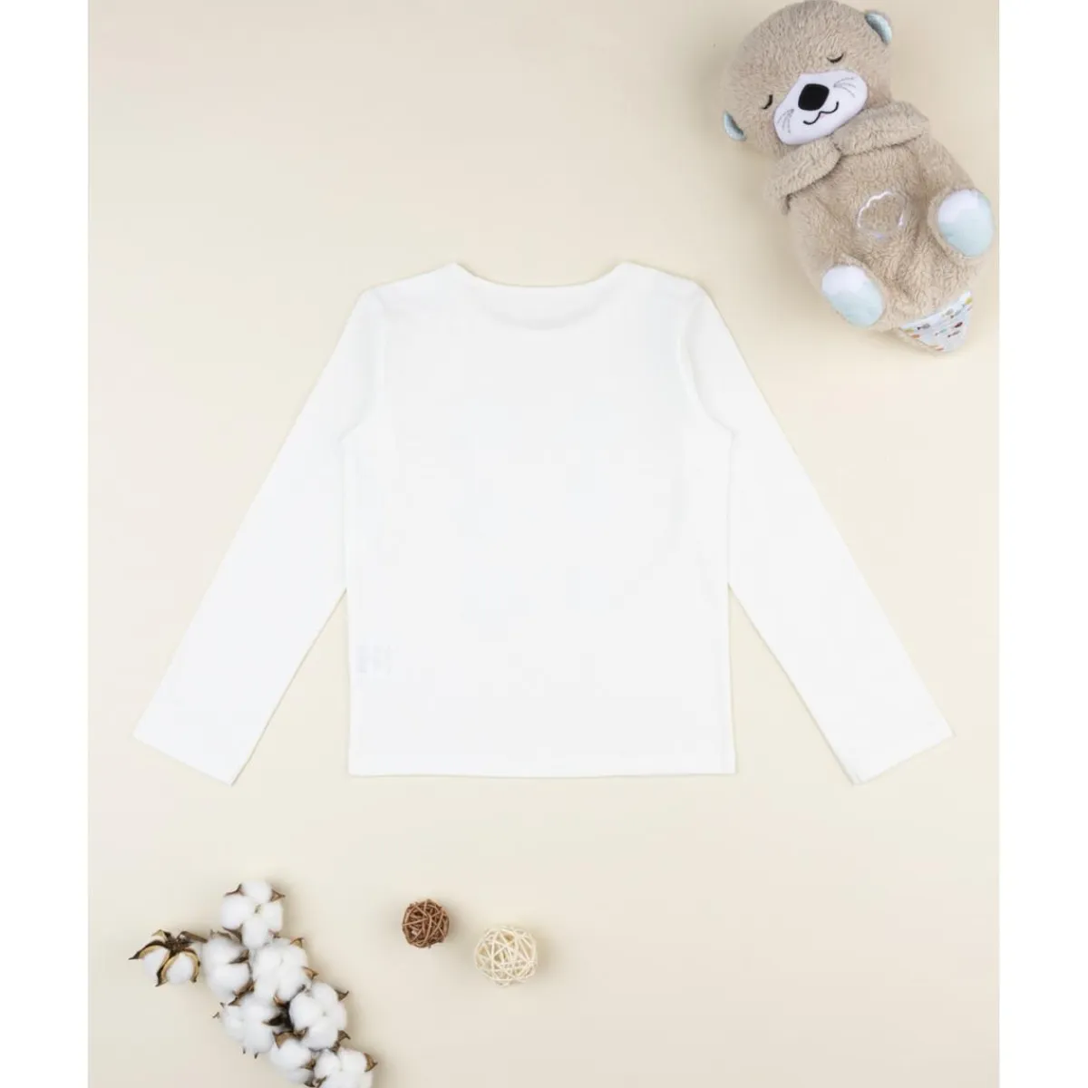 Camiseta de niña blanca con estampado de corazones y ositos*Prenatal New