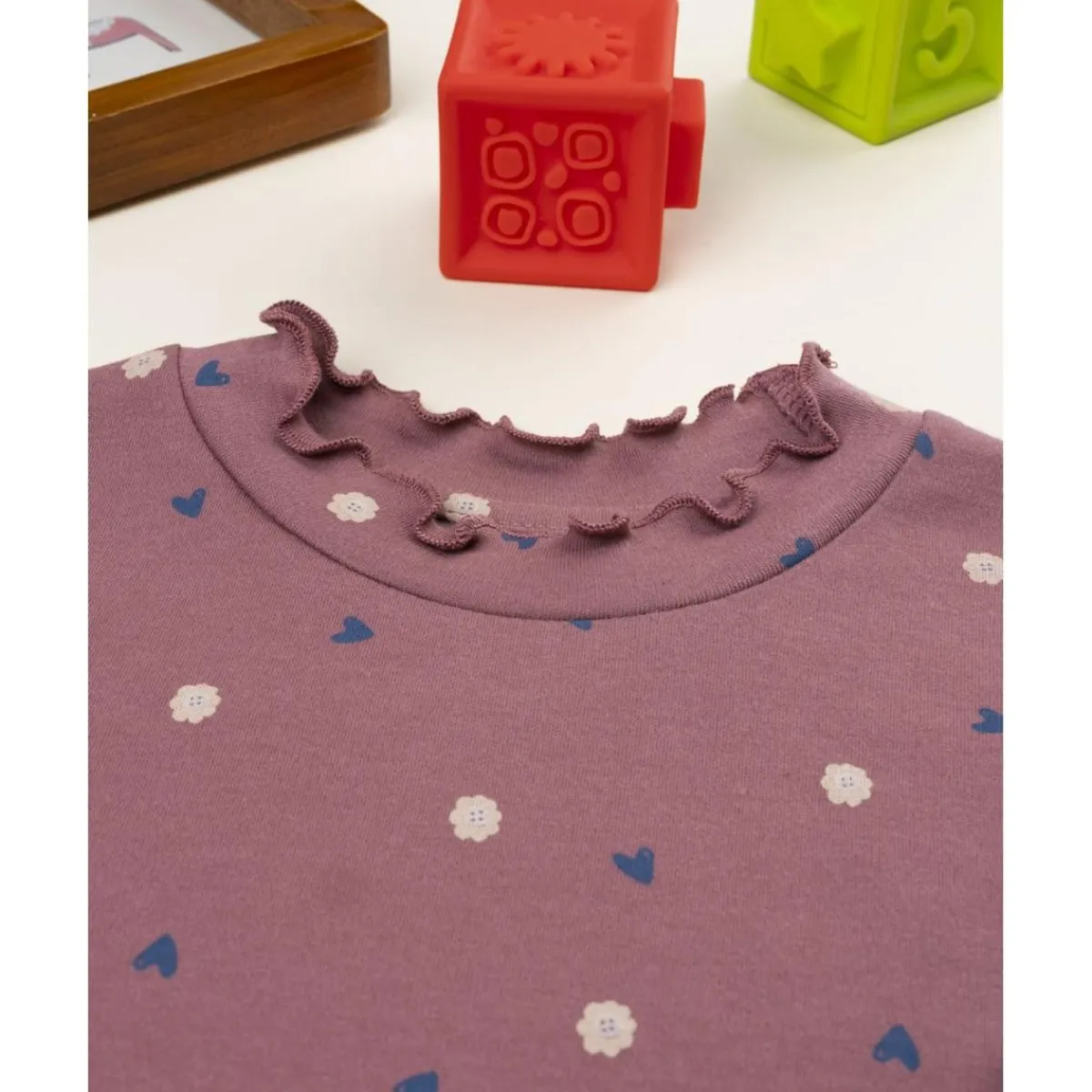 Outlet Camiseta niña rosa con corazones Niña·Niña 2-10 Años|Niña 2-10 Años·Camisas Y Camisetas