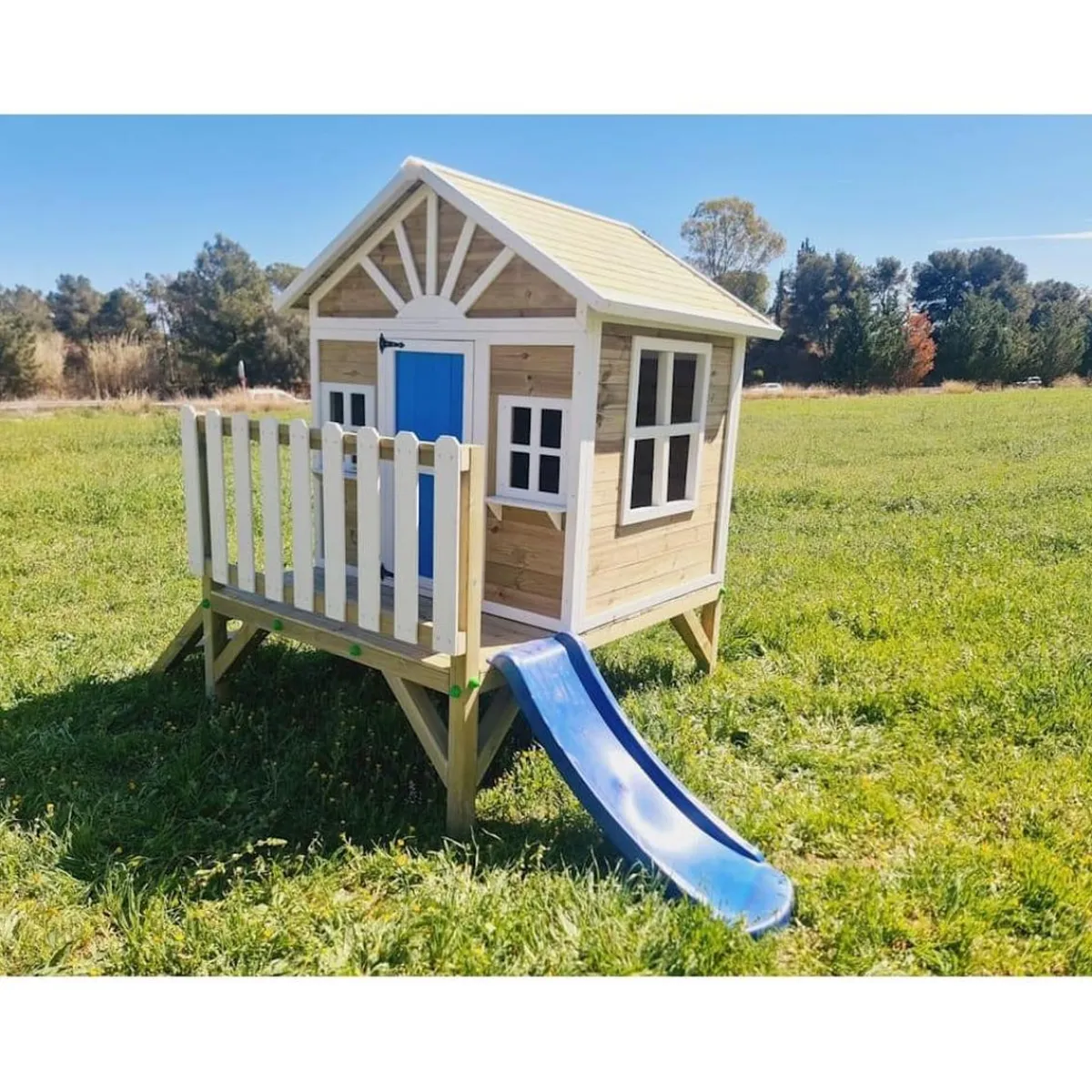 Casita Visby elevada 60 cm Azul*MASGAMES Outlet