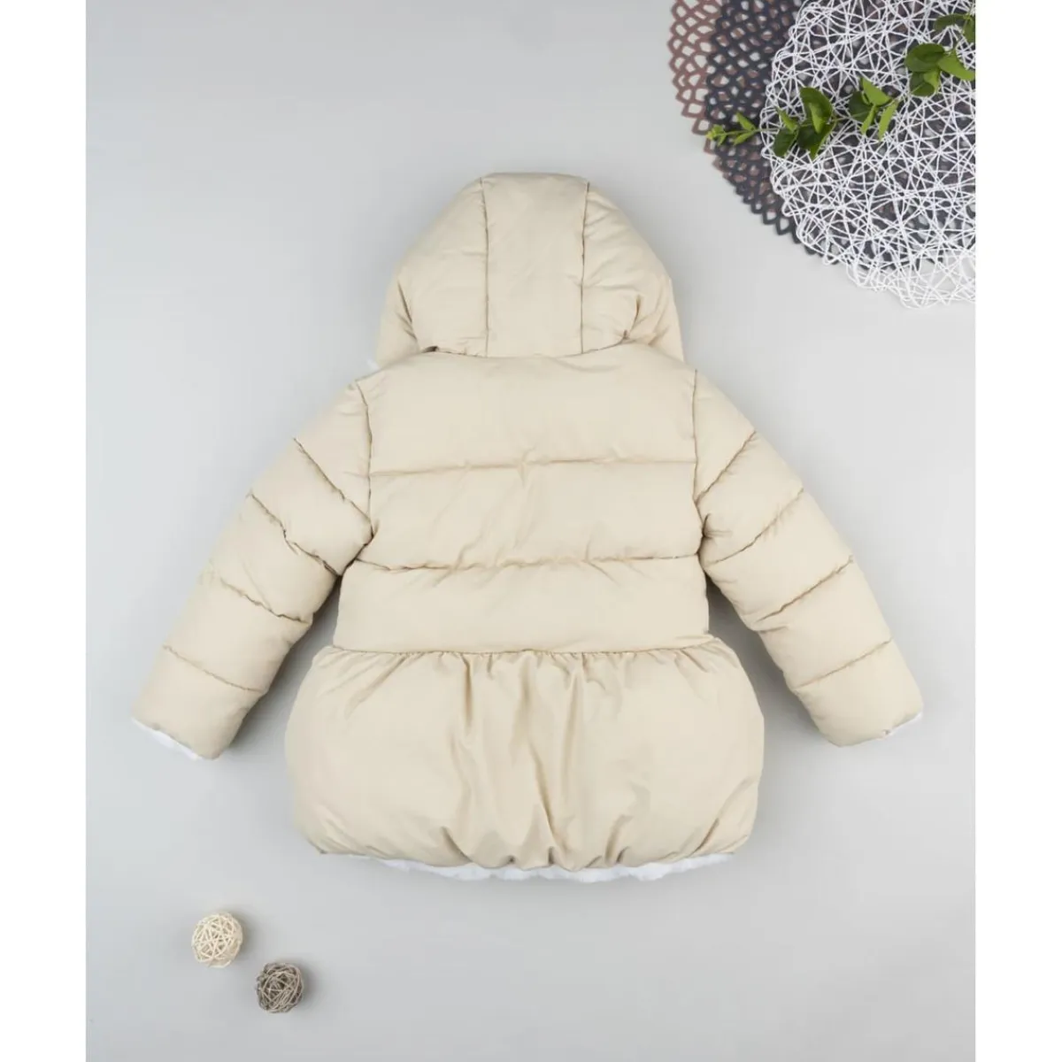 Chaqueta beige con lazos para niña*Prenatal Outlet