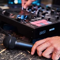 New Hercules - Mesa mezclas DJControl Inpulse 500 Videojuegos