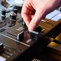 New Hercules - Mesa mezclas DJControl Inpulse 500 Videojuegos