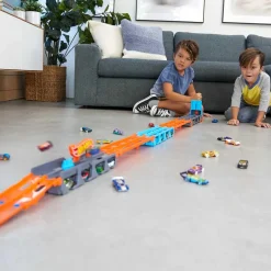 Hot Wheels - Camión de transporte convertible Vehículos Y Circuitos