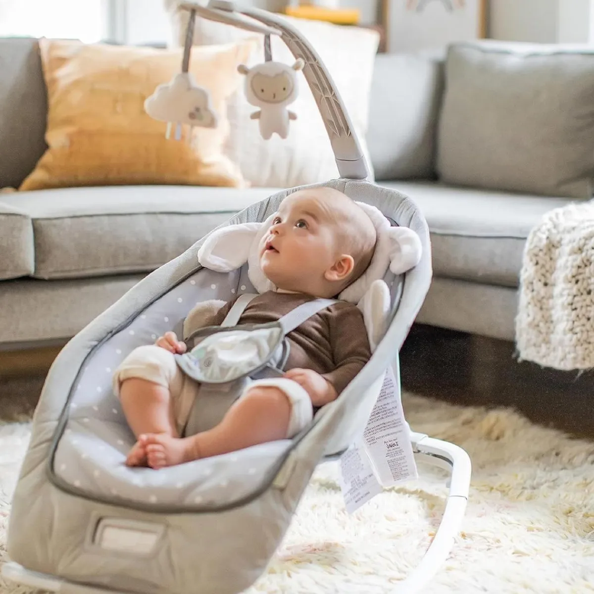 Ingenuity - Hamaca Mecedora Ergonómica con Vibraciones y Melodías ㅤ*KIDS II