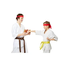 Karate Kai rompe el tablero*BIZAK Discount