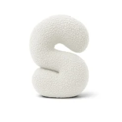 - Almohada Infantil con Forma de Letra “S” Color Blanco Roto “Bearly S” Descanso·Colchones Y Almohadas