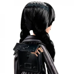 - Miércoles con uniforme del colegio*MONSTER HIGH Outlet