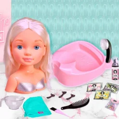 Nancy, Salon de Peluquería - Rubia Muñecas