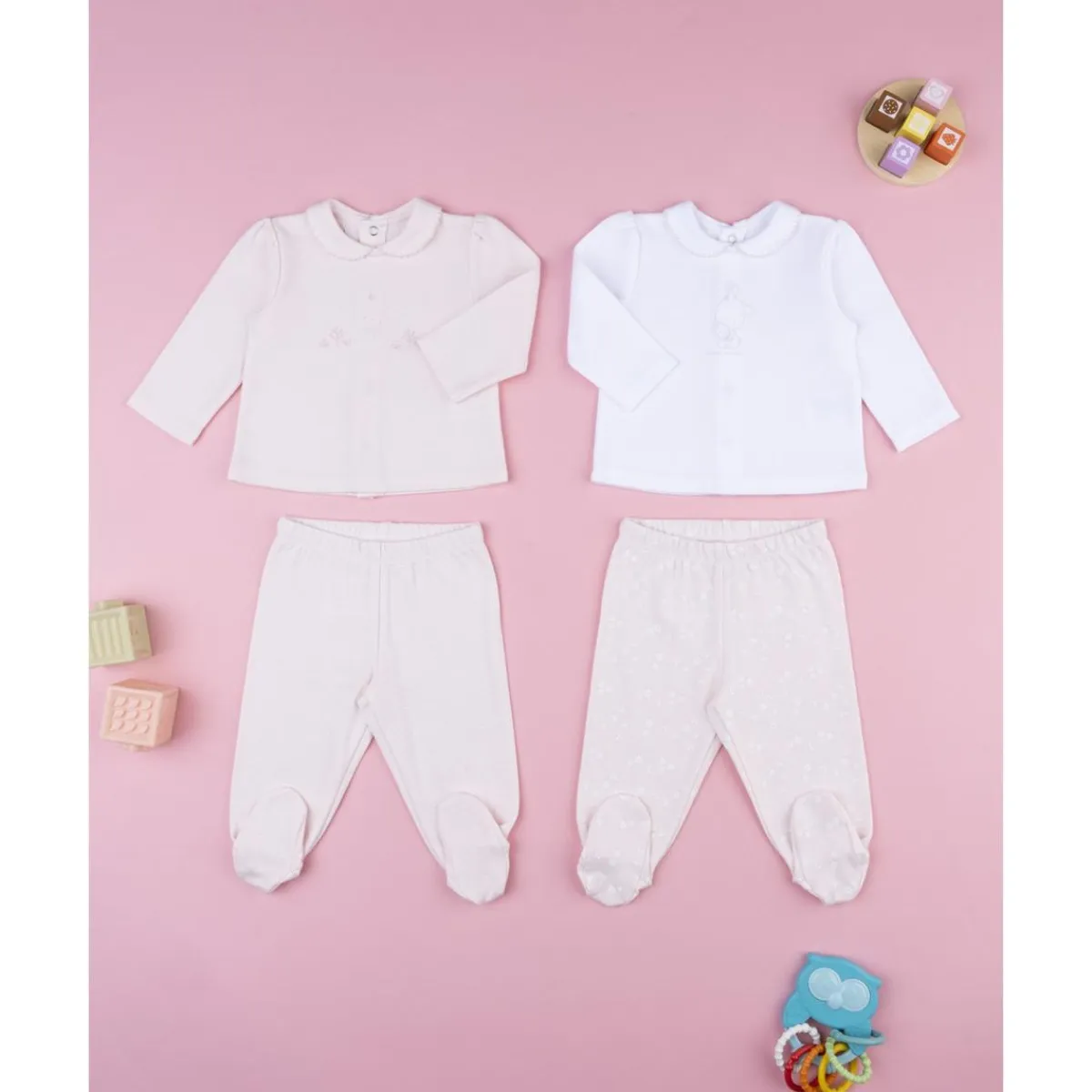 Pack 2 conjuntos de bebé en terciopelo con estampado de conejitos*Prenatal Clearance