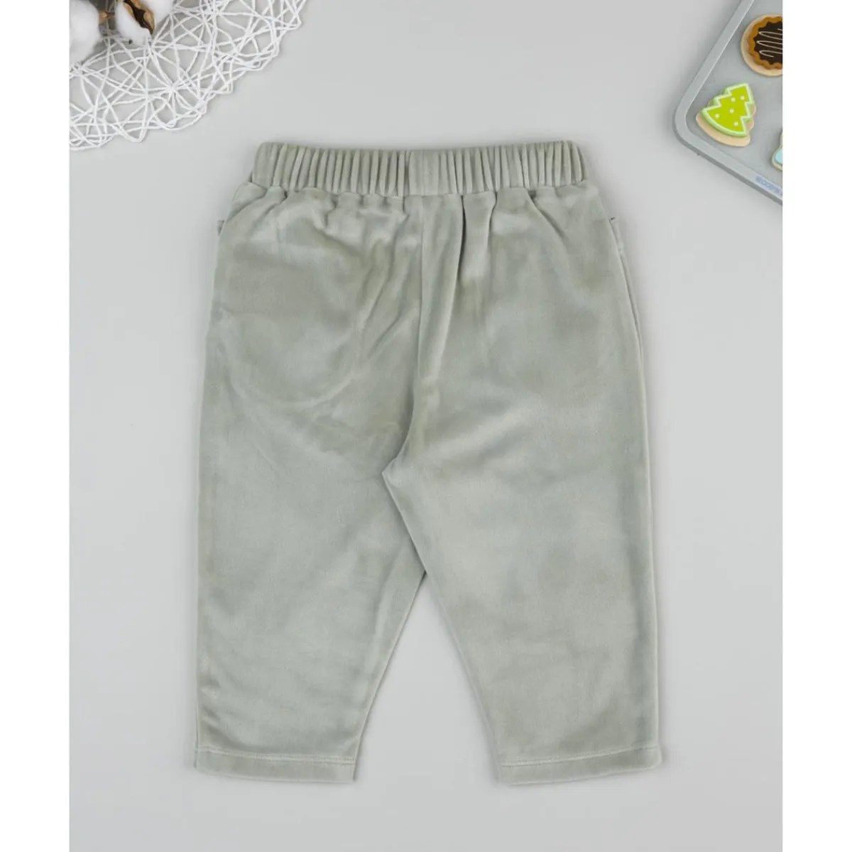 Pantalón de niña en terciopelo verde*Prenatal