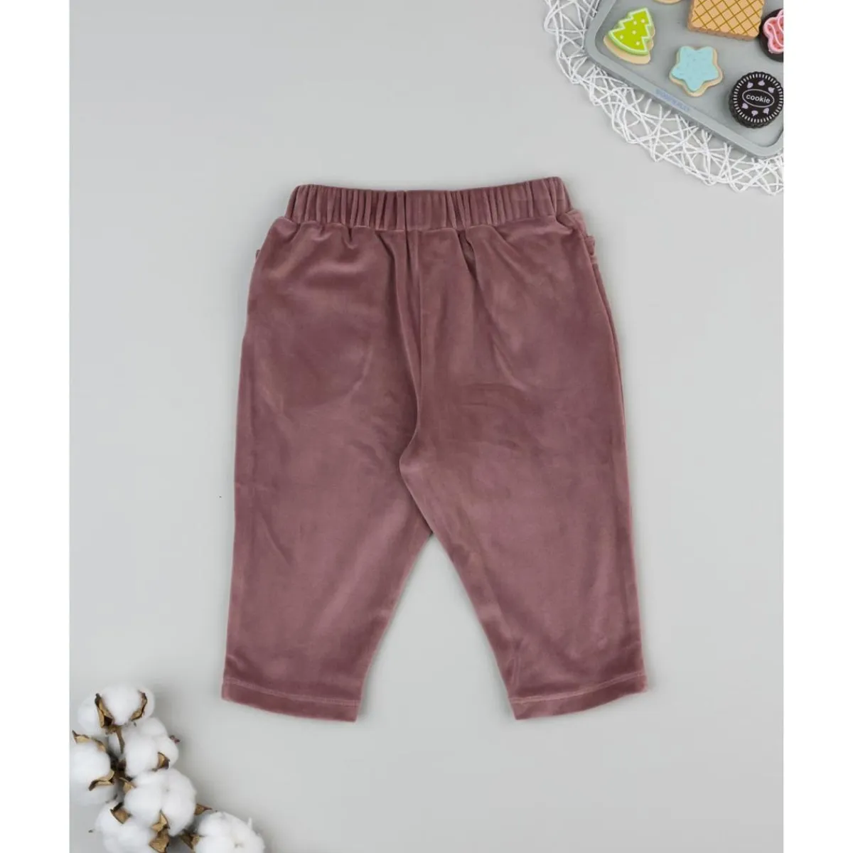 Pantalón de niña en terciopelo rosa*Prenatal Best