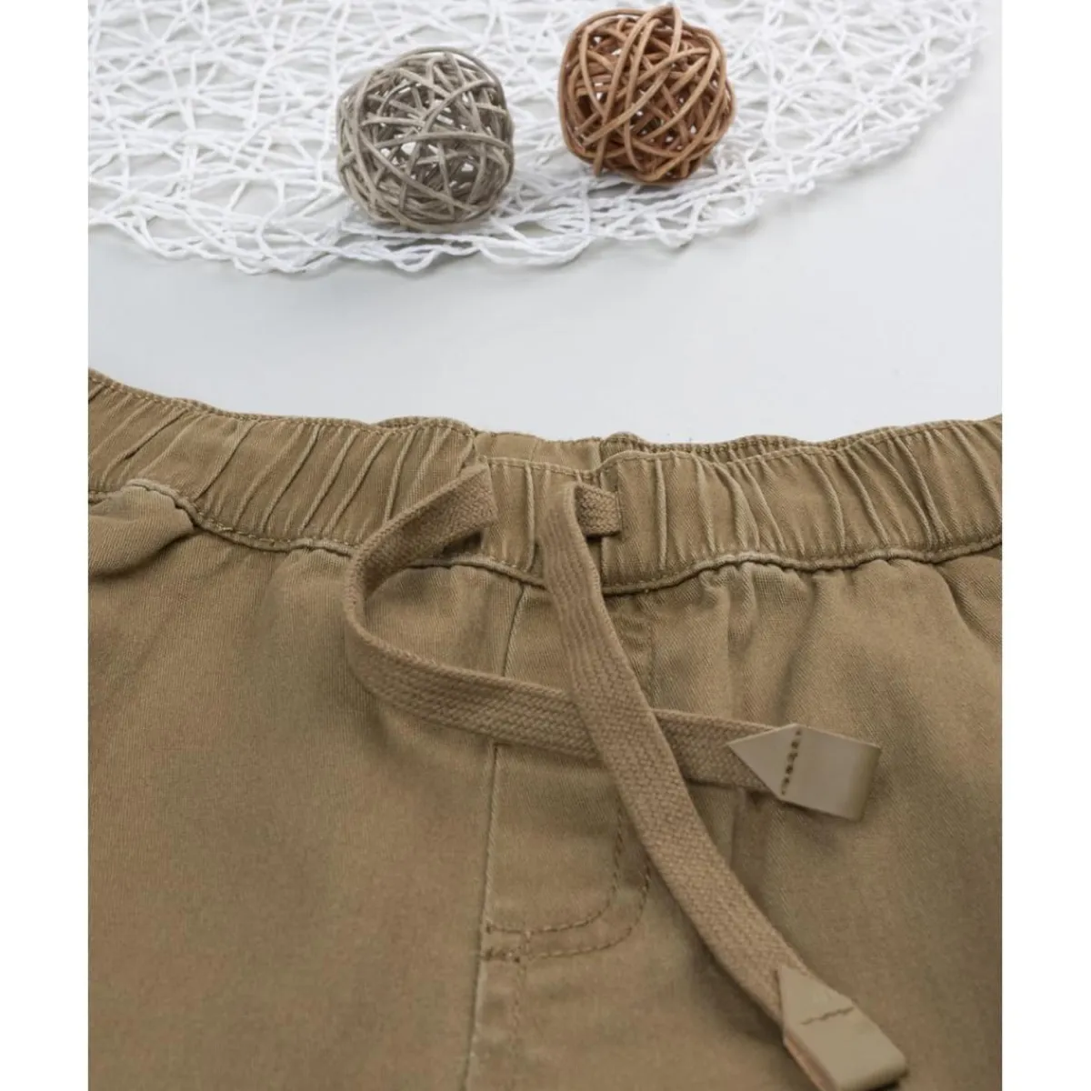 Pantalón niño beige con bolsillos cargo*Prenatal Discount