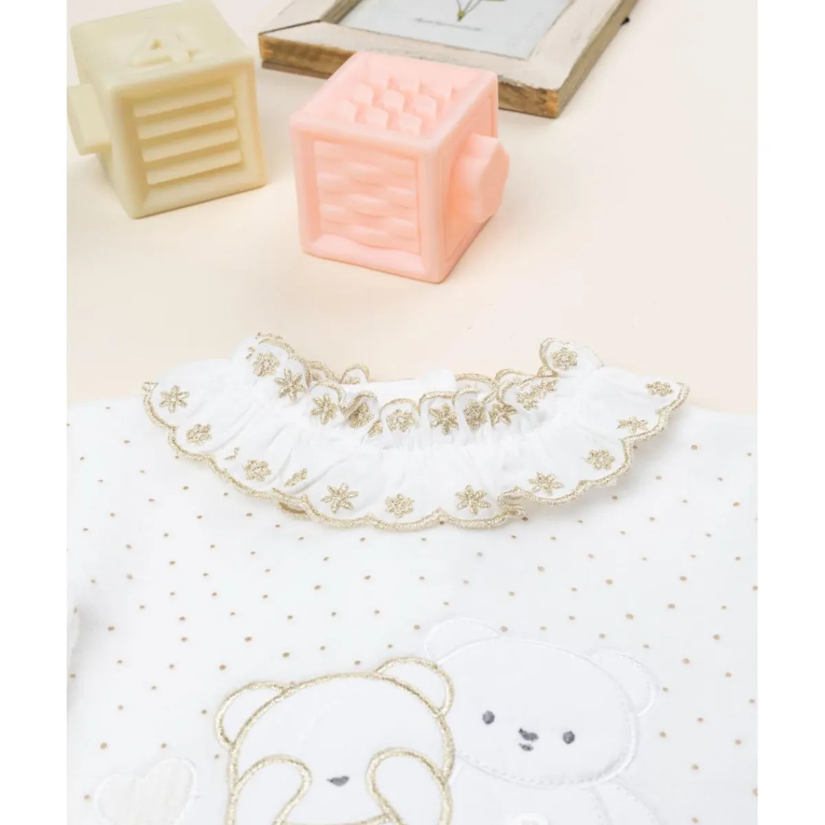 Outlet Pelele bebé de terciopelo blanco con bordado dorado Ropa Y Accesorios·Peleles|Recién Nacido·Ropa Y Accesorios