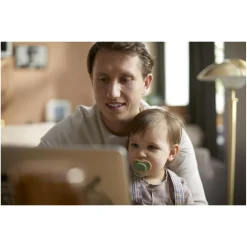 Philips - 2 chupetes Ultra Air Neutro (6-18m)*AVENT Clearance