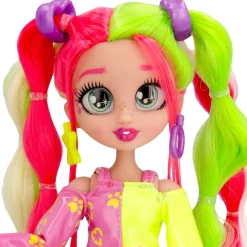 Online Serie 1 VIP Girls: muñeca Chloe ㅤ Muñecas