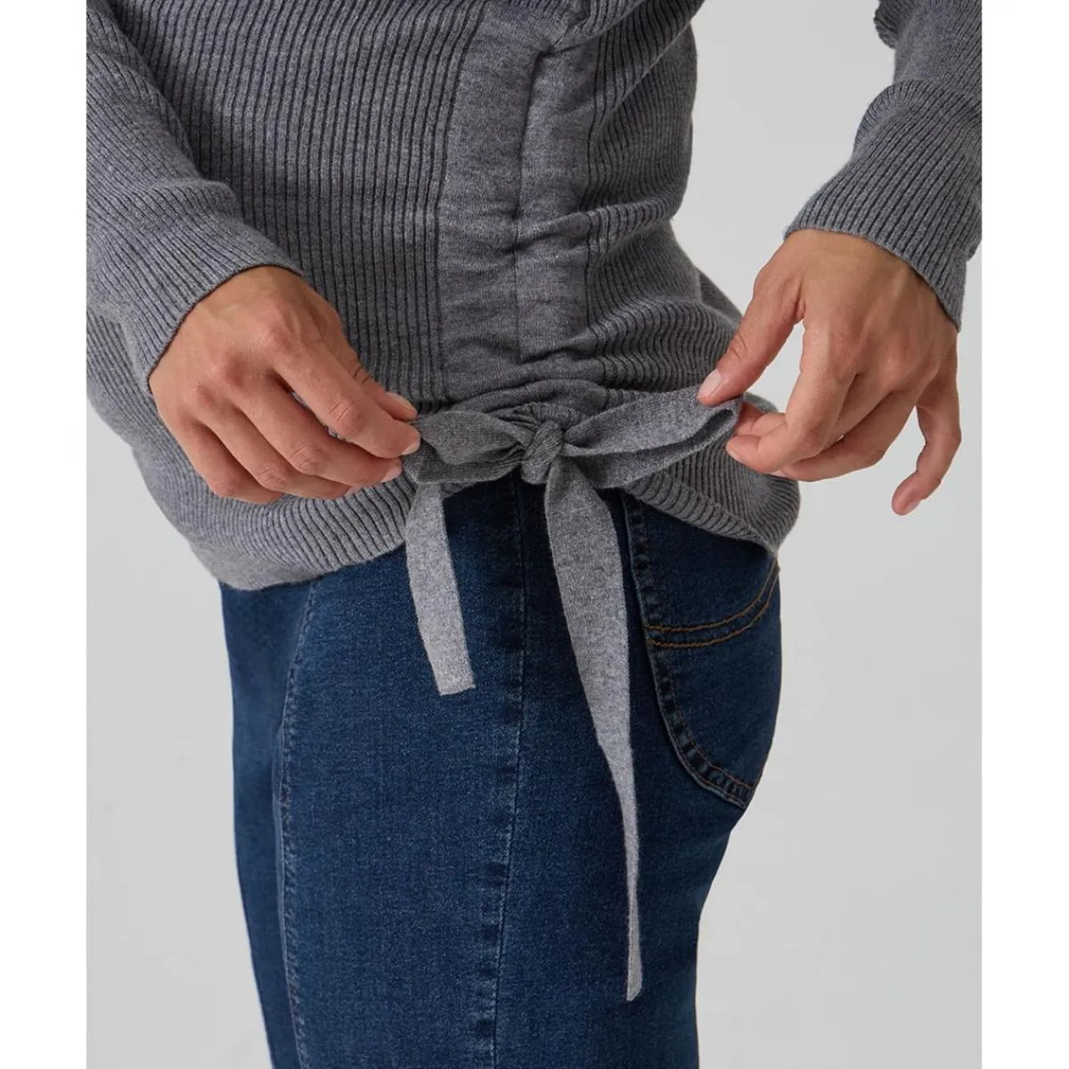 Suéter premamá gris con lazos*Prenatal New