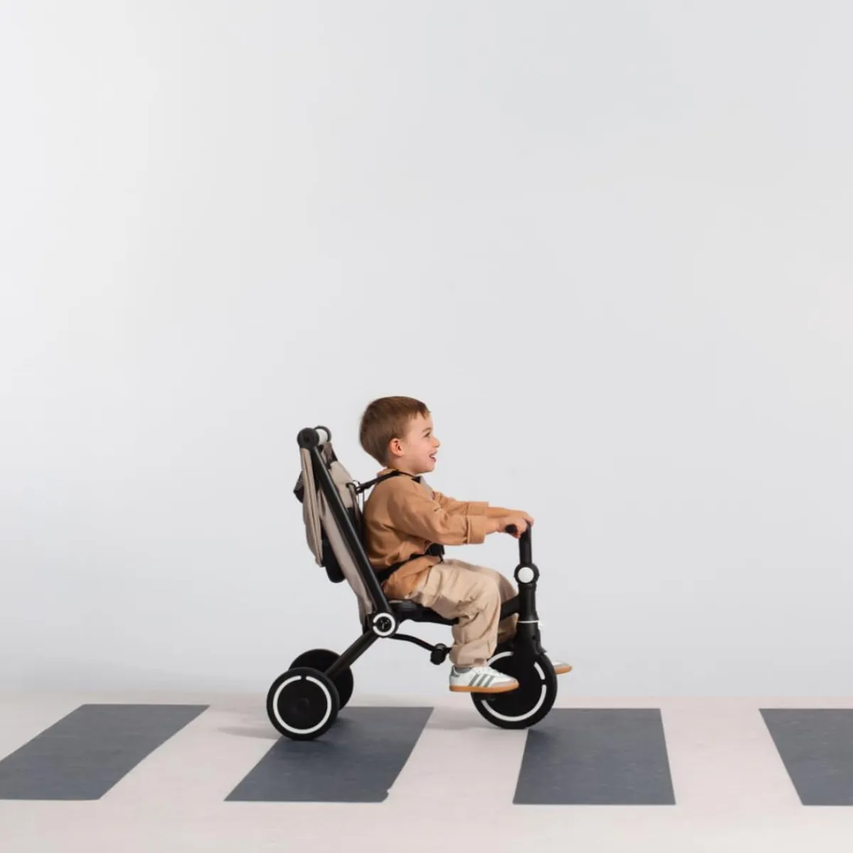 Triciclo evolutivo Wonder MAX color verder*SMARTRIKE Hot